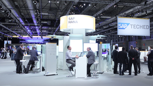 Attendees on Show Floor during SAP TechEd